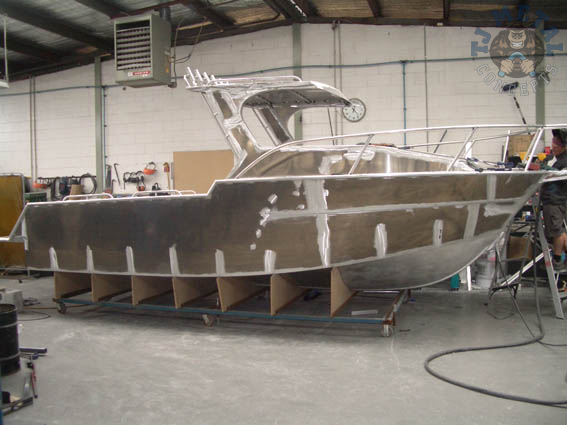 Click here to view Chris Tucker's boat designs.